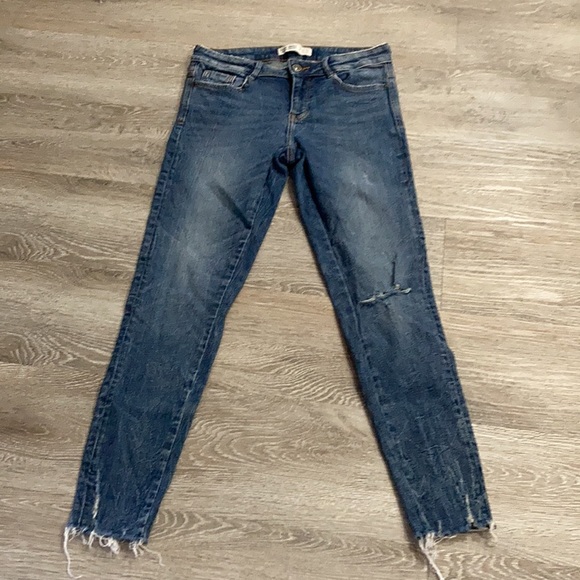 Zara women’s jeans - Picture 5 of 7